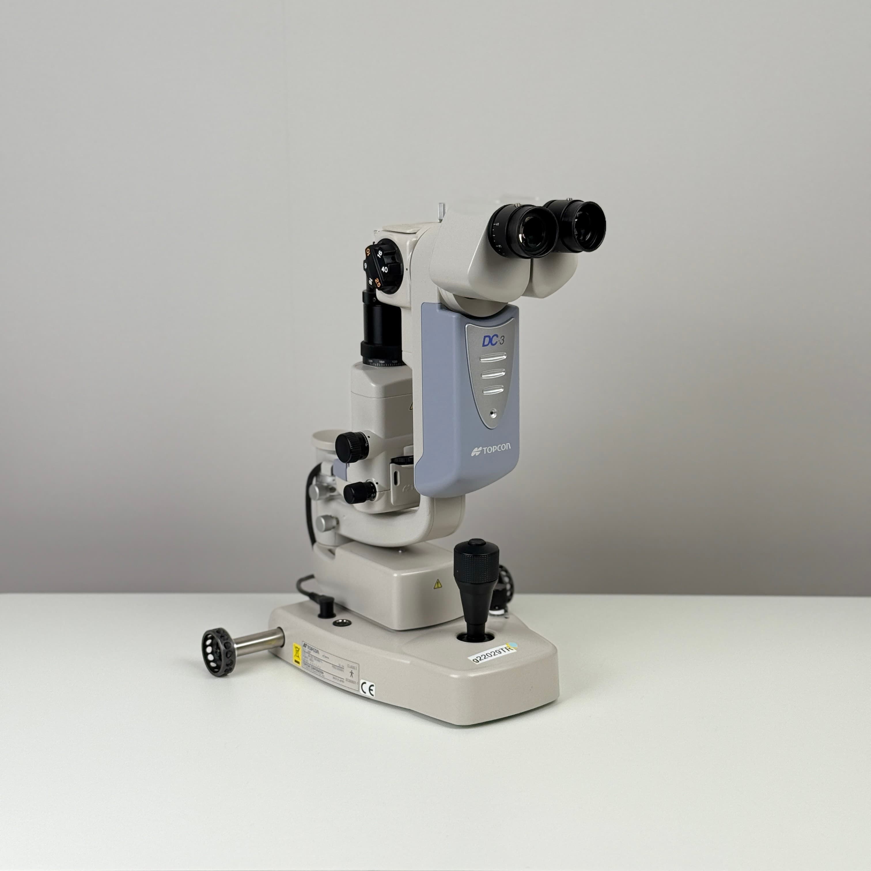 Topcon SL-D4 mit Kamera DC-3 · Ansicht 1