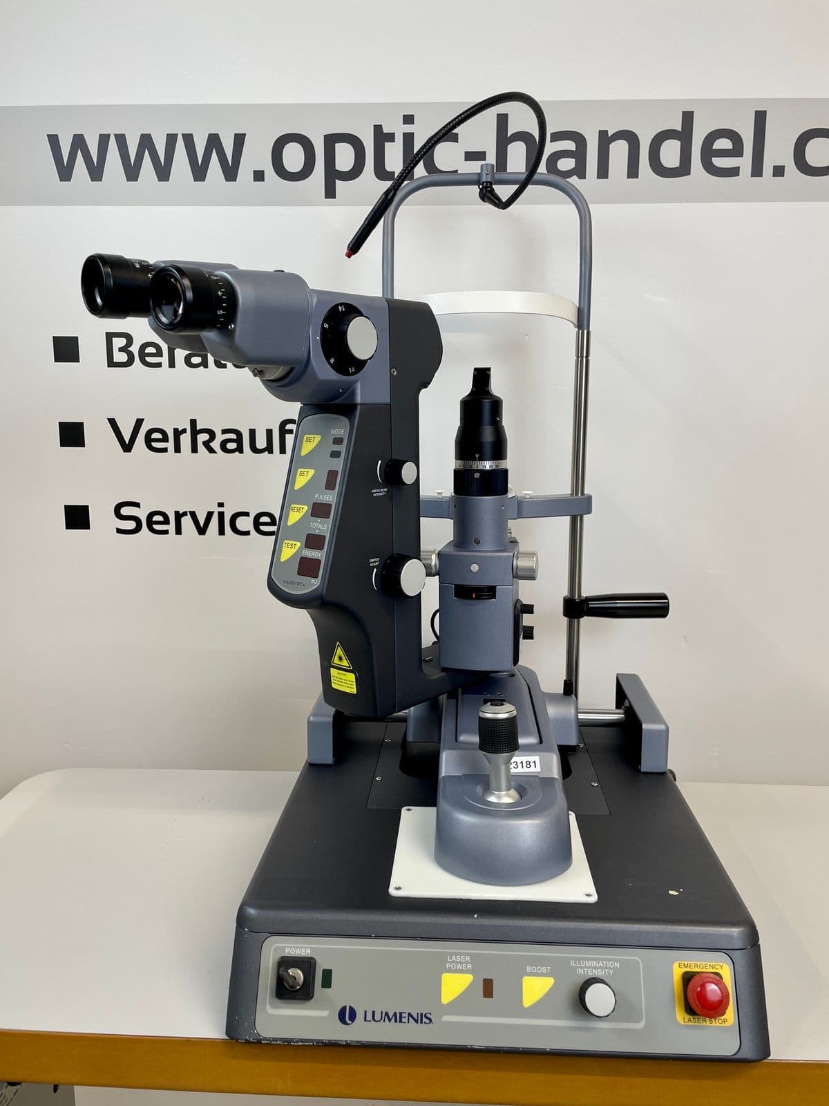 Lumenis YAG Laser · Visualizza 1