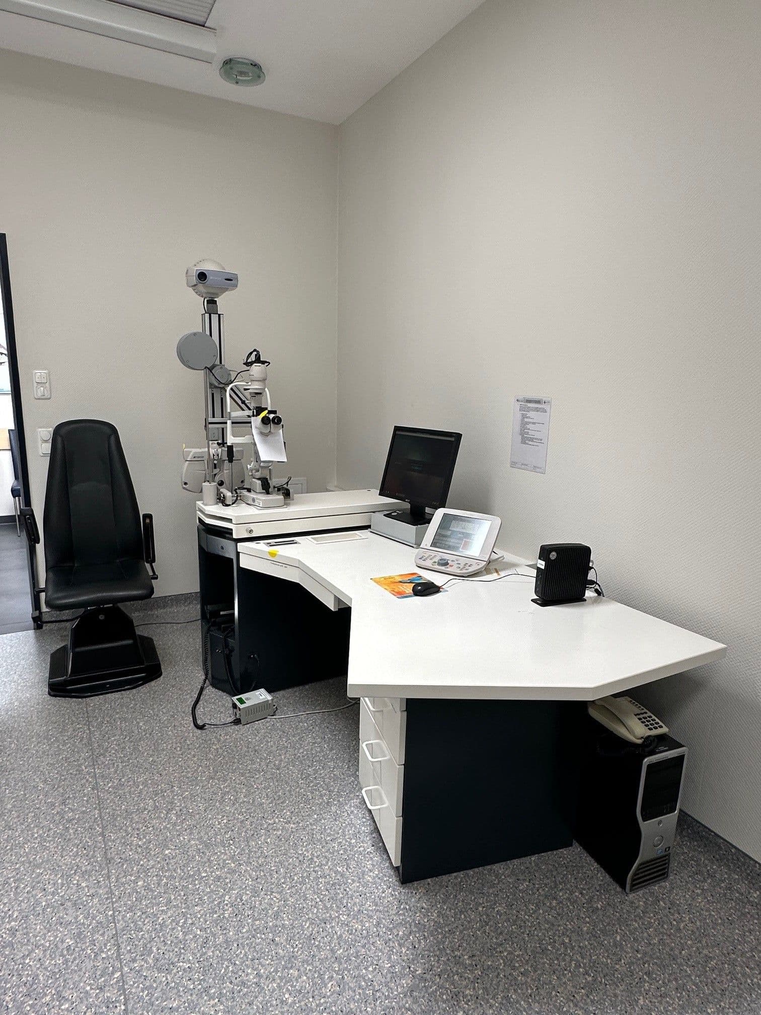 Urządzenie do badania refrakcji Ophthalmic Paralelo · Widok 1