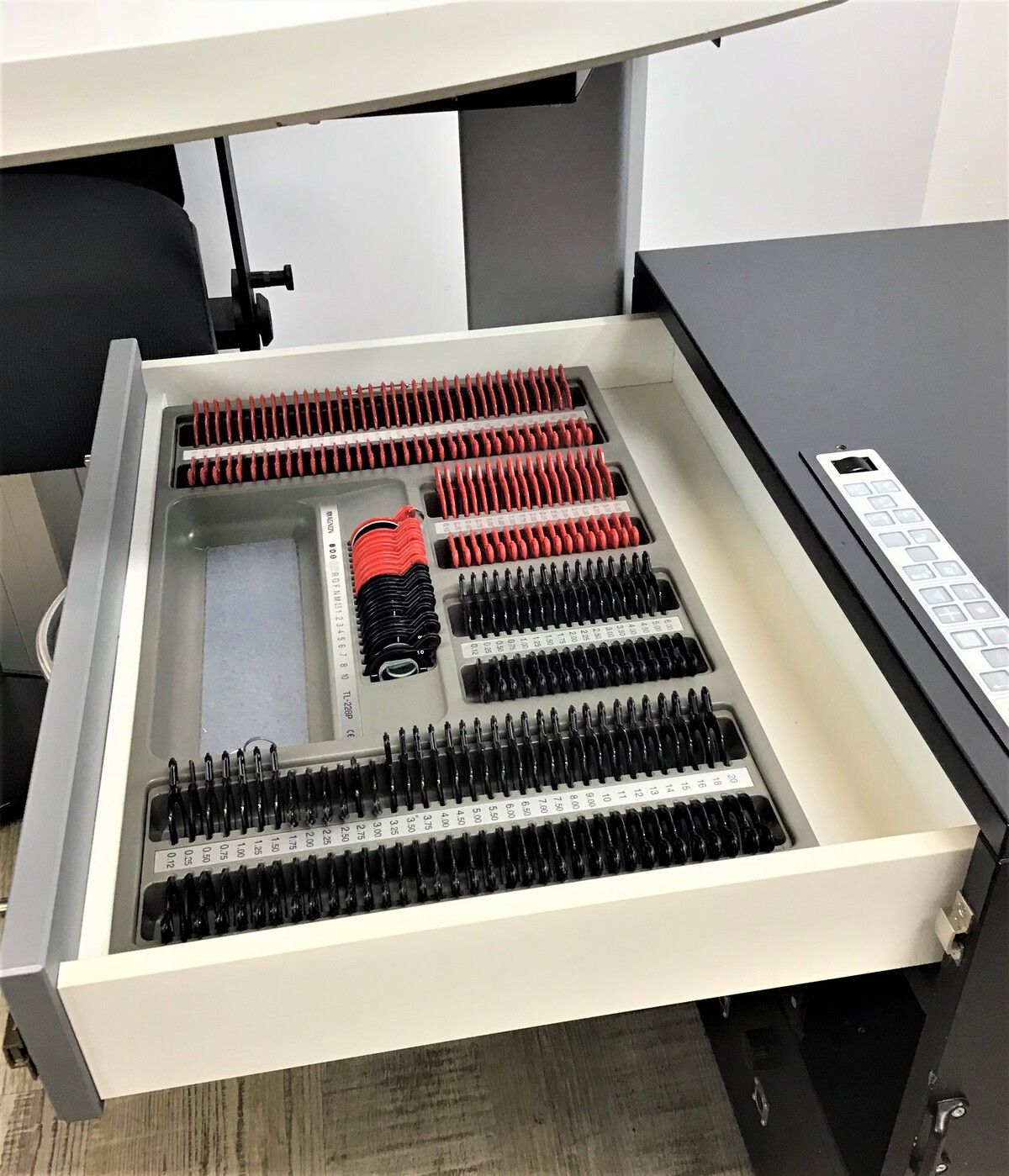 Refraktionseinheit Block Onyx (g8151) – Bild 2