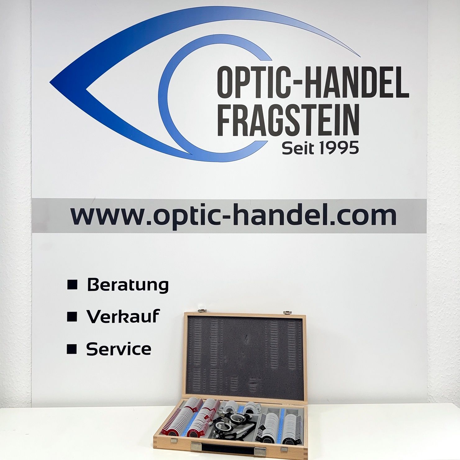 Gläserkasten Oculus Klein